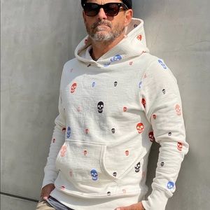 Sport of Kings Skull Yard Pullover size L